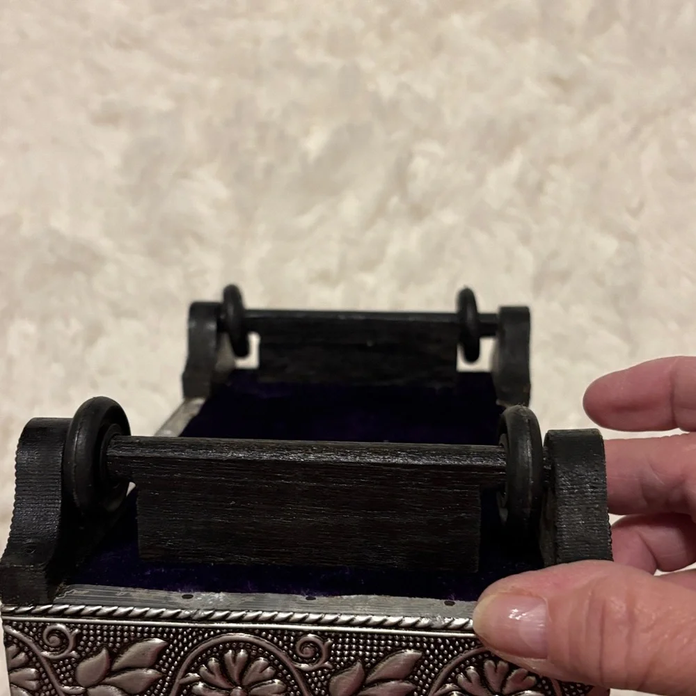 Brighton Silver Elephant Motif Jewelry Chest on rollers